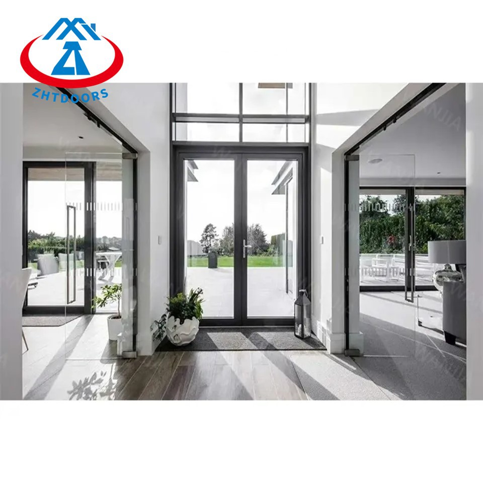 Valkoiset pohjustetut lasitetut palo -ovet